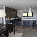New- Design Villa- 10 Min From Beach, Pool And Great View Villa