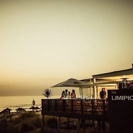 Ericeira Design Villa With Private Pool & Stunning Views ヴィラ *