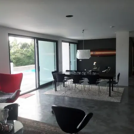 Ericeira Design Villa With Private Pool & Stunning Views ヴィラ エリセイラ