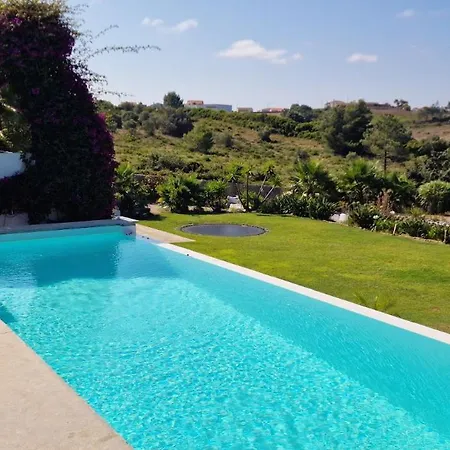 Design With Private Pool & Stunning Views